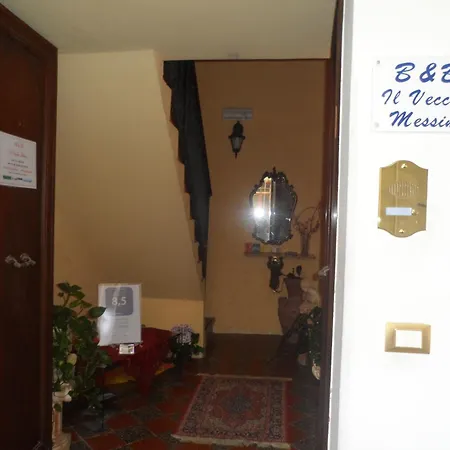 לינה וארוחת בוקר Il Vecchio Messina טראפאני