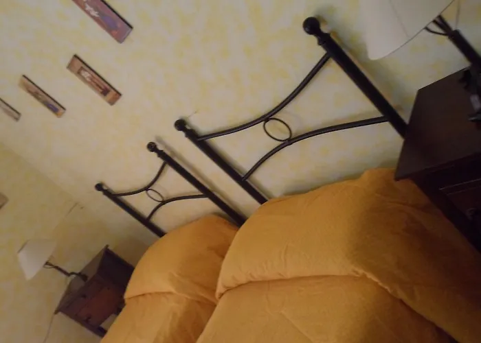 فندق مبيت وإفطار Il Vecchio Messina تراباني